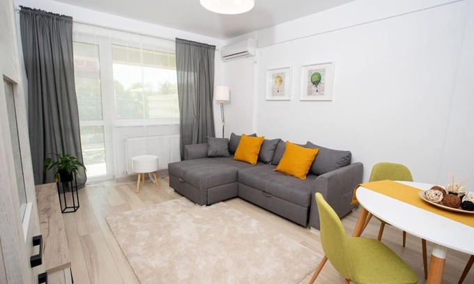 Otopeni Apartment | Amazing Apartament with Garden Bucharest Airport Self check-in!