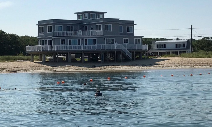 Old Lyme House | AMAZING BEACH HOUSE LOCATED IN DESIRABLE POINT O' WOODS COMMUNITY