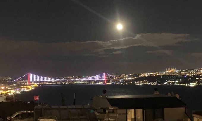 Kabatas Apartment | Amazing Bosphorus Bridge And Sea View in Cihangir, Taksim