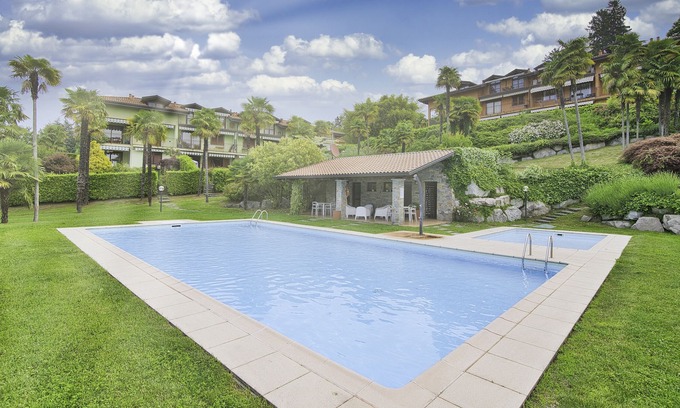 Cerro Apartment | Amazing Gaia Le Palme Pool, Laveno Mombello, Italy