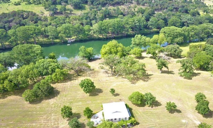 Hunt House | Amazing Guadalupe River Getaway - between Ingram and Hunt, TX