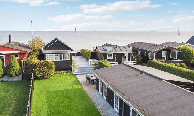 Hasmark Strand House | Amazing home in Otterup