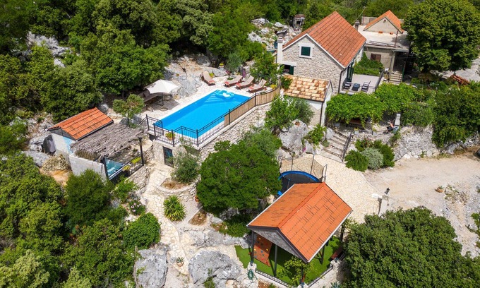 Ploce House | Amazing home in Ploce with sauna