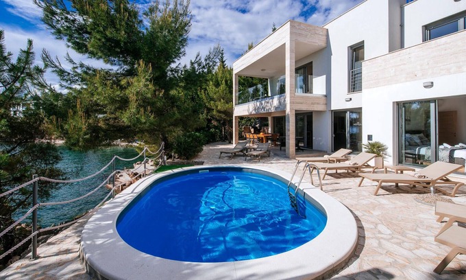 Starigrad House | Amazing home in Starigrad