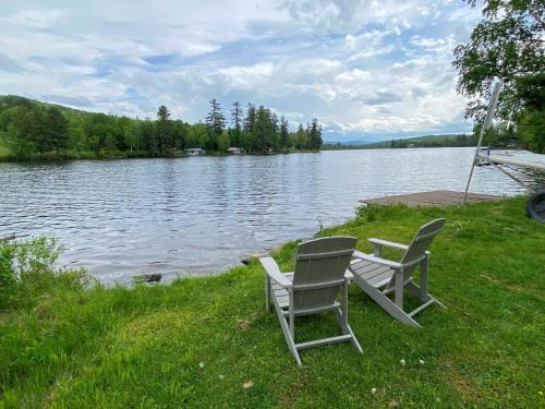 Whitefield House | Amazing lakefront home in the White Mountains with game room theater 51PR
