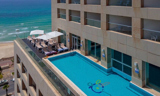 Bat Yam Apartment | Amazing suite on the sea-סוויטה מדהימה על הים