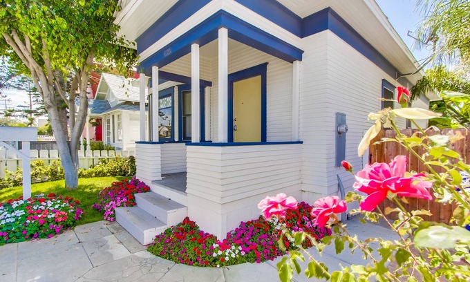 Sherman Heights House | Amazing Urban Oasis - Close to Everything!