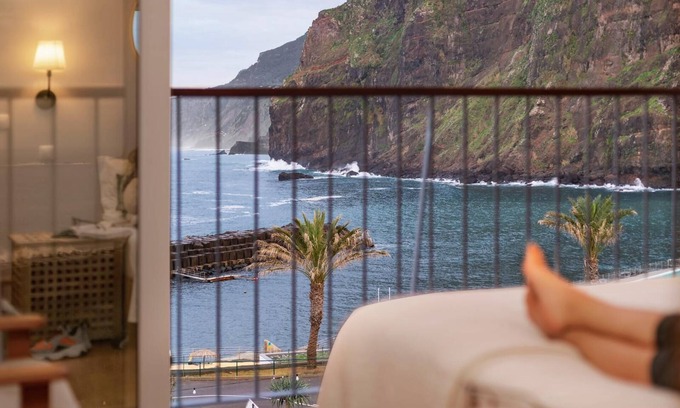 Ponta Delgada House | Amazing View to the Atlantic Ocean