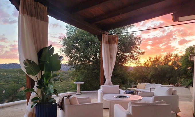 Murrieta Villa | Amazing Views in Wine Country Private Villa