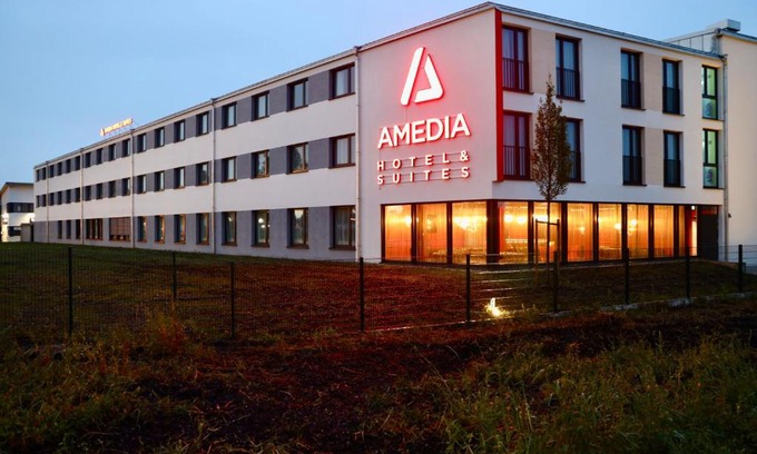 Dachau District Apartment | AMEDIA Studios and Living