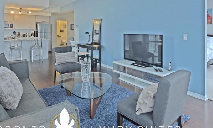 Bay Cloverhill Apartment | Amore - Luxury Executive Condo Bay and College
