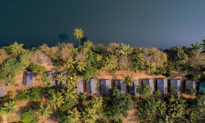 Thattekkad RV Rental | Amritara Riverside Luxury Tents