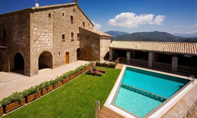 Ponts Villa | An absolutely stunning holiday home in excellent surroundings