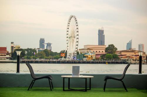 Bang Lamphu Lang Hotel | Anandpura Riverside Hotel