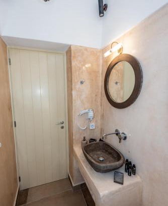 Emporio Villa | Anastasia villa