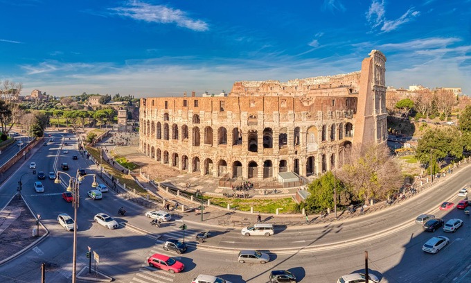 Monti House | Andromeda Luxury Apartment in Colosseum
