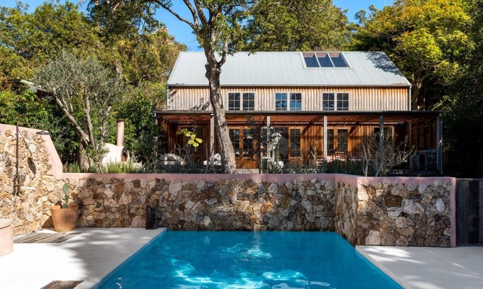 Avalon Beach House | ANGOPHORA by Palm Beach Holiday Rentals