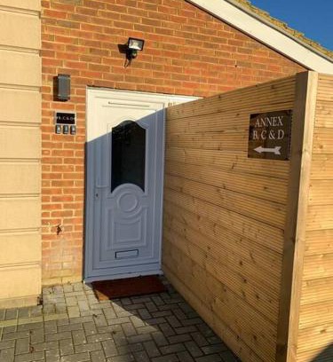 Beddington South Apartment | Annex B, a Studio flat in London