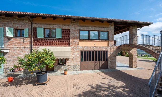 Castagnole delle Lanze House | Antica Cascina by Interhome