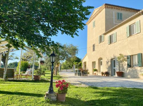 Ostra Apartment | Antica Colombaia Apartments