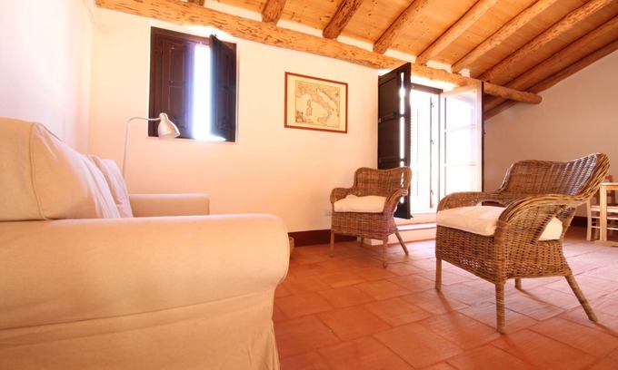 Partinico House | Antico Baglio Siciliano #3