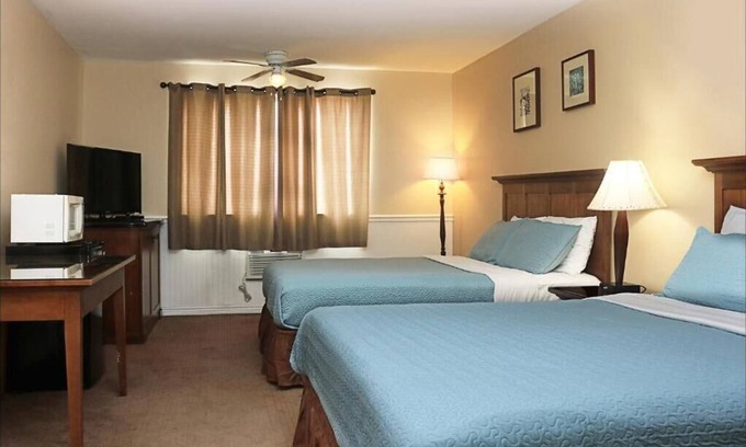 Frontier Hotel | Antler Motel