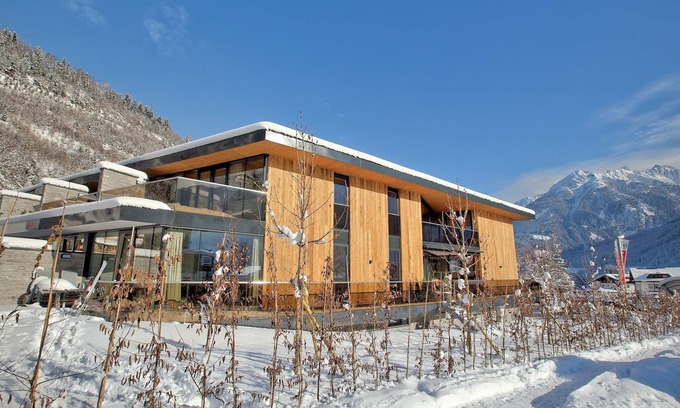 Schonbach Apartment | Apartment in Neukirchen by Wildkogel Lift