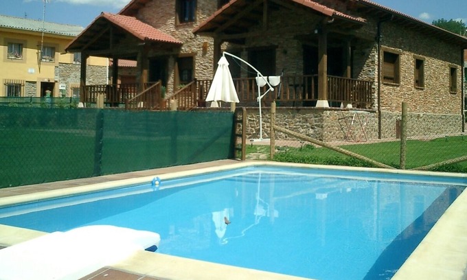 San Martin de Valdetuejar Apartment | Apartamento Casa Lara