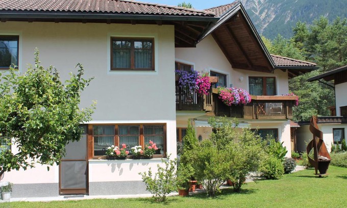 Stanzach Apartment | Apart-Alpin