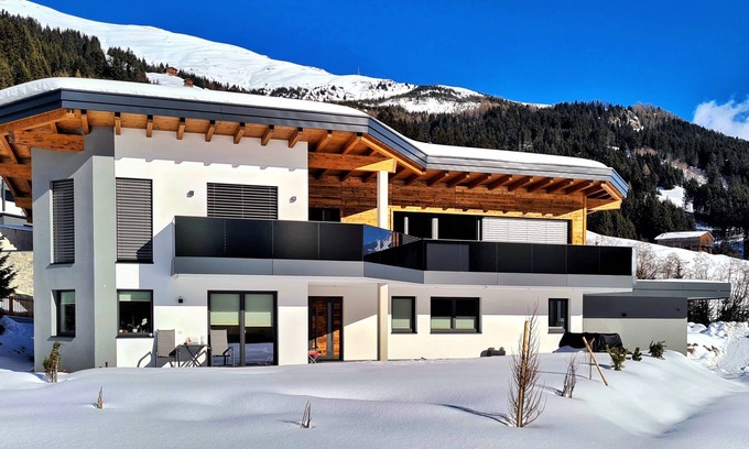 Vorderlanersbach Apartment | Apart Jasmin - modern vacation apartment in a quiet top location