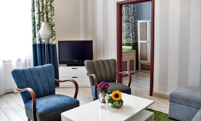 Srodmiescie Apartment | Apartament Chmielna BIS