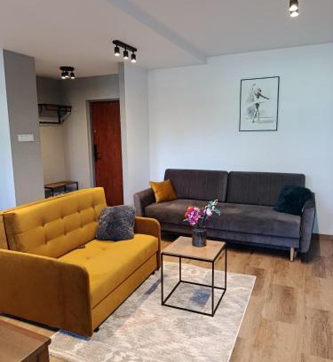 Grodzisk Mazowiecki Apartment | Apartament Dworska