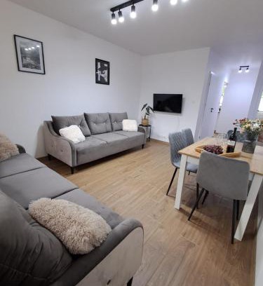 Grodzisk Mazowiecki Apartment | Apartament przy stawach