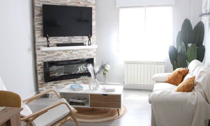 Old Town of Avila House | Apartamento en el Centro de Avila Al Lado del Parador de Avila!