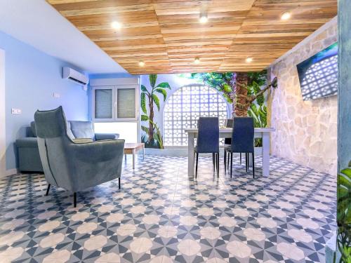 Aguilas Apartment | Apartamentos Nirvana y Averno