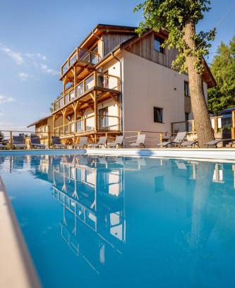 Swieradow-Zdroj Apartment | Apartamenty Larice - balia lub sauna sesja gratis ten weekend 24-26 paź morsowanie w basenie