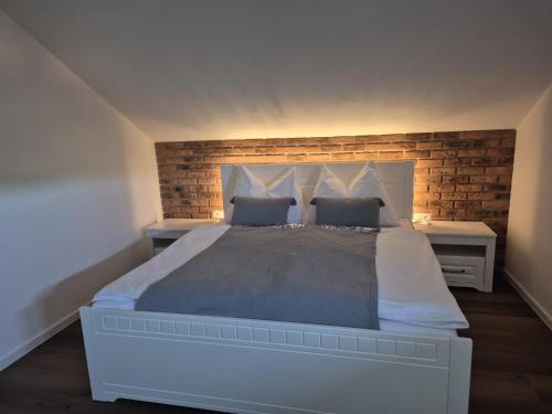 Banska Stiavnica Apartment | Apartmán By One