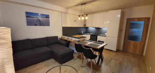 Loucna Pod Klinovcem Apartment | Apartmán Nerudovka D 104, Finská sauna, garážové stání