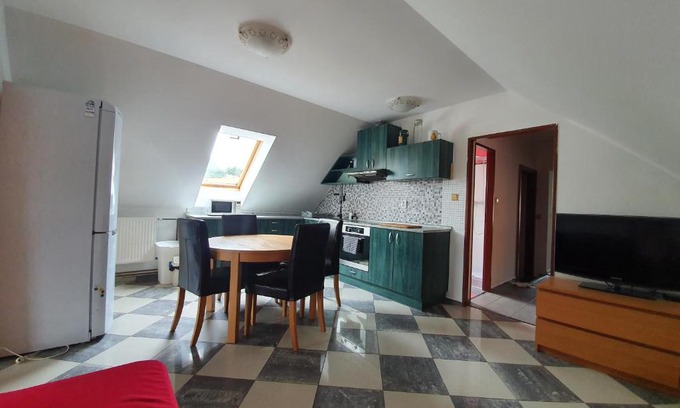 Steti Apartment | Apartmán v blízkosti města Štětí