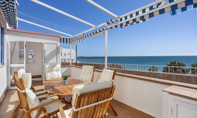 El Puerto de Santa Maria Apartment | Apartment 'La Terracita De Candi El Puerto' with Sea View, Wi-Fi and Air Conditioning