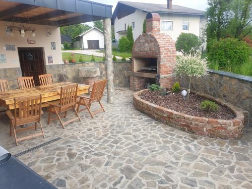 Prevalje Apartment | Apartma Miša, Tomo Ketiš sp