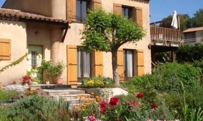 Les Adrets-de-l'Esterel Apartment | Apartment 2 bedrooms, at the first floor of villa: garden, pool