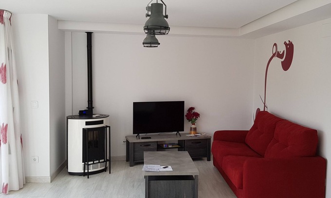 Herce Apartment | APARTMENT 1 MENCIA (MIRADORES DEL ISASA)