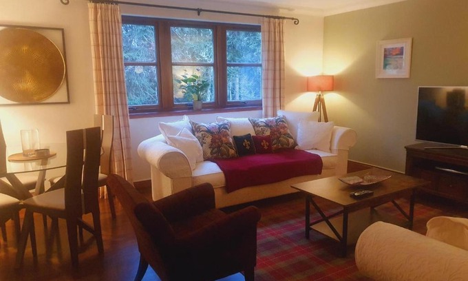 South Galson Apartment | Apartment at Drummond Crescent