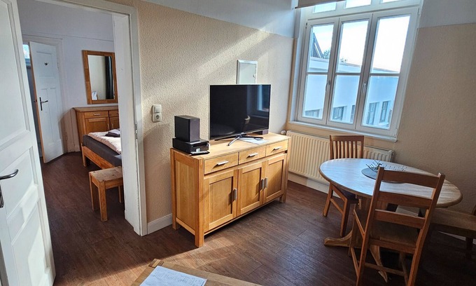 Borkum Apartment | Apartment 'Aurora 3' with Shared Garden and Wi-Fi