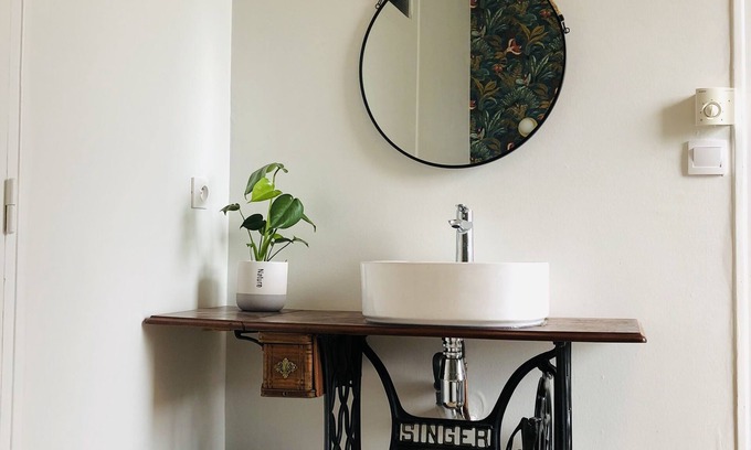 Baccarat Apartment | Apartment "B