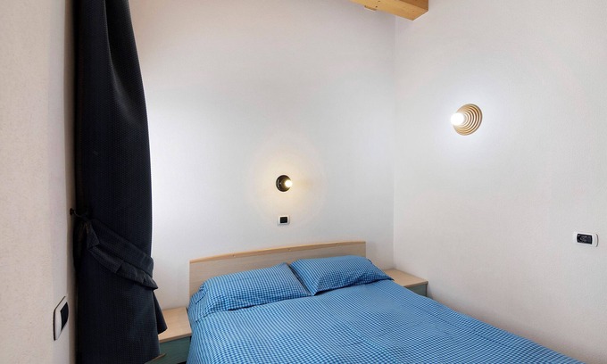 Trepalle Apartment | Apartment "Bait del Pont 50" with Mountain View, Wi-Fi & Garden