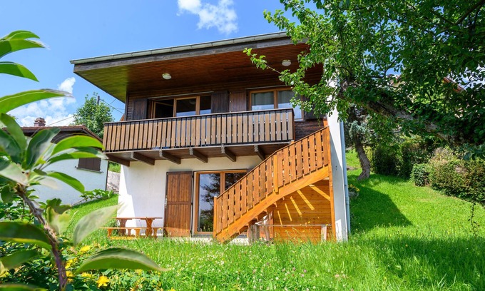 Soultzeren Apartment | Apartment 'Chalet Sol La Mi' with Mountain View, Private Terrace and Private Garden