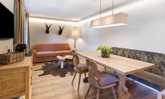 Teola Apartment | Apartment "Chalet Sonne Superior" Near the Ski Area with Mountain View & Garden