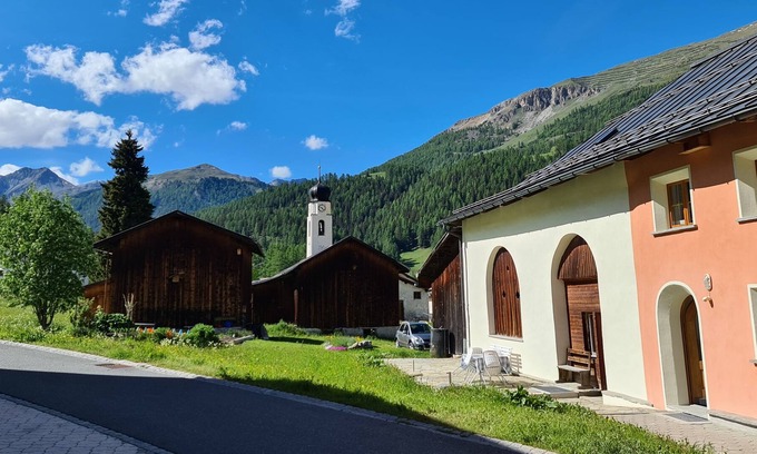 Val Muestair Apartment | Apartment Chasa Turettas Fuldera first floor